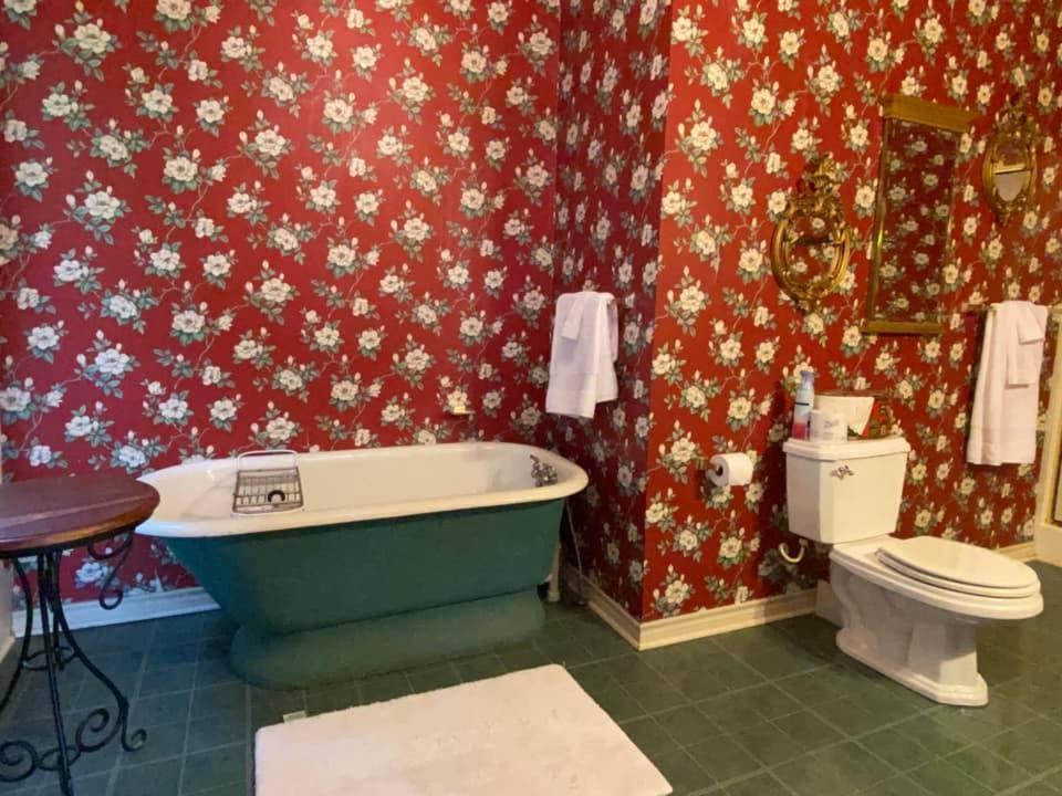Four Winds Victorian Venue & Suites Bonham Екстериор снимка